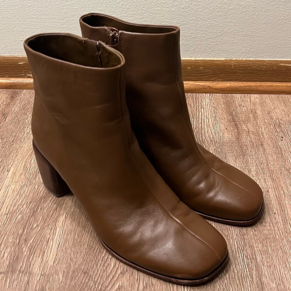 Vince Genuine Leather Maggie Ankle Boots Wooden Block Heel Size 10M